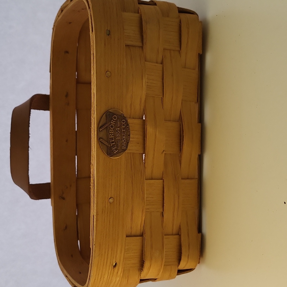 Peterboro Basket Co Small Storage Bicycle Basket with Leather Loop